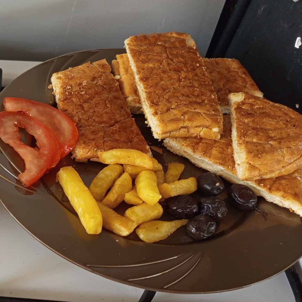 Karışık Tost + Ayran
