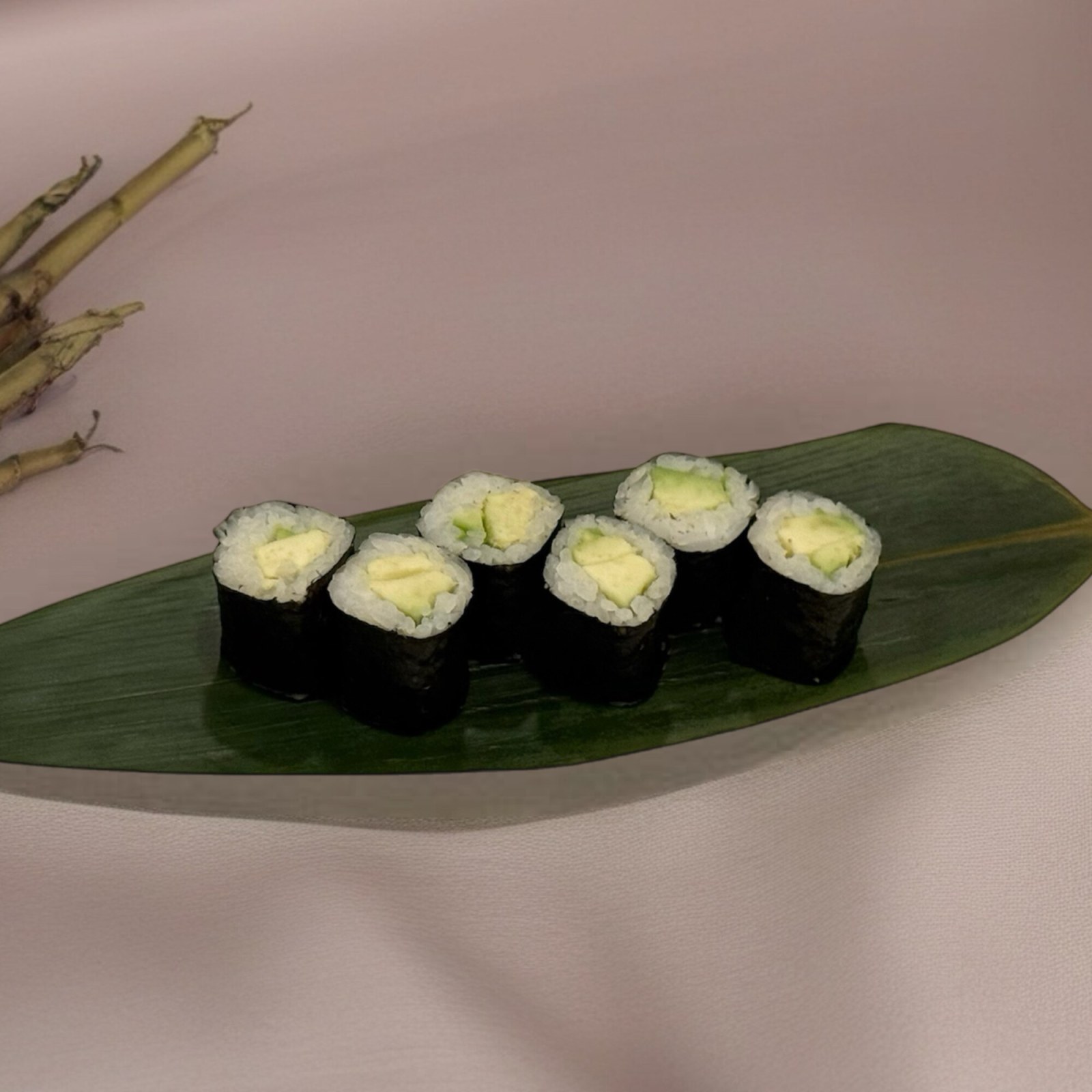 Avokado Maki (6 pcs.)