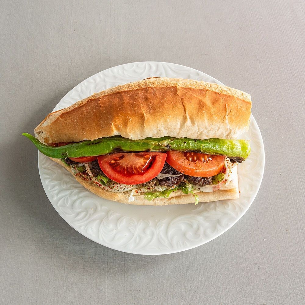 Yarım Ekmek Arası Et Kavurma