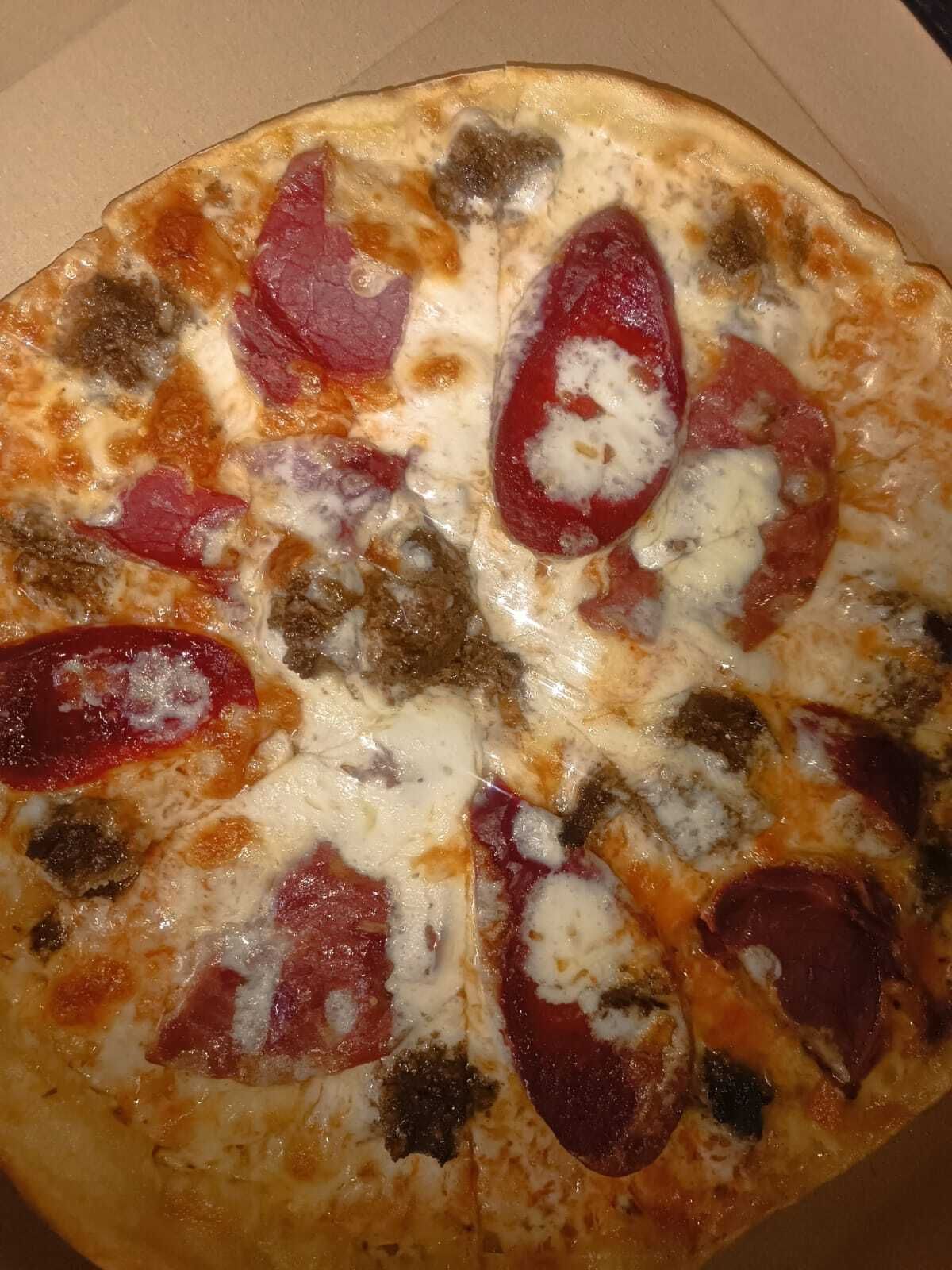 Şarküteri Pizza