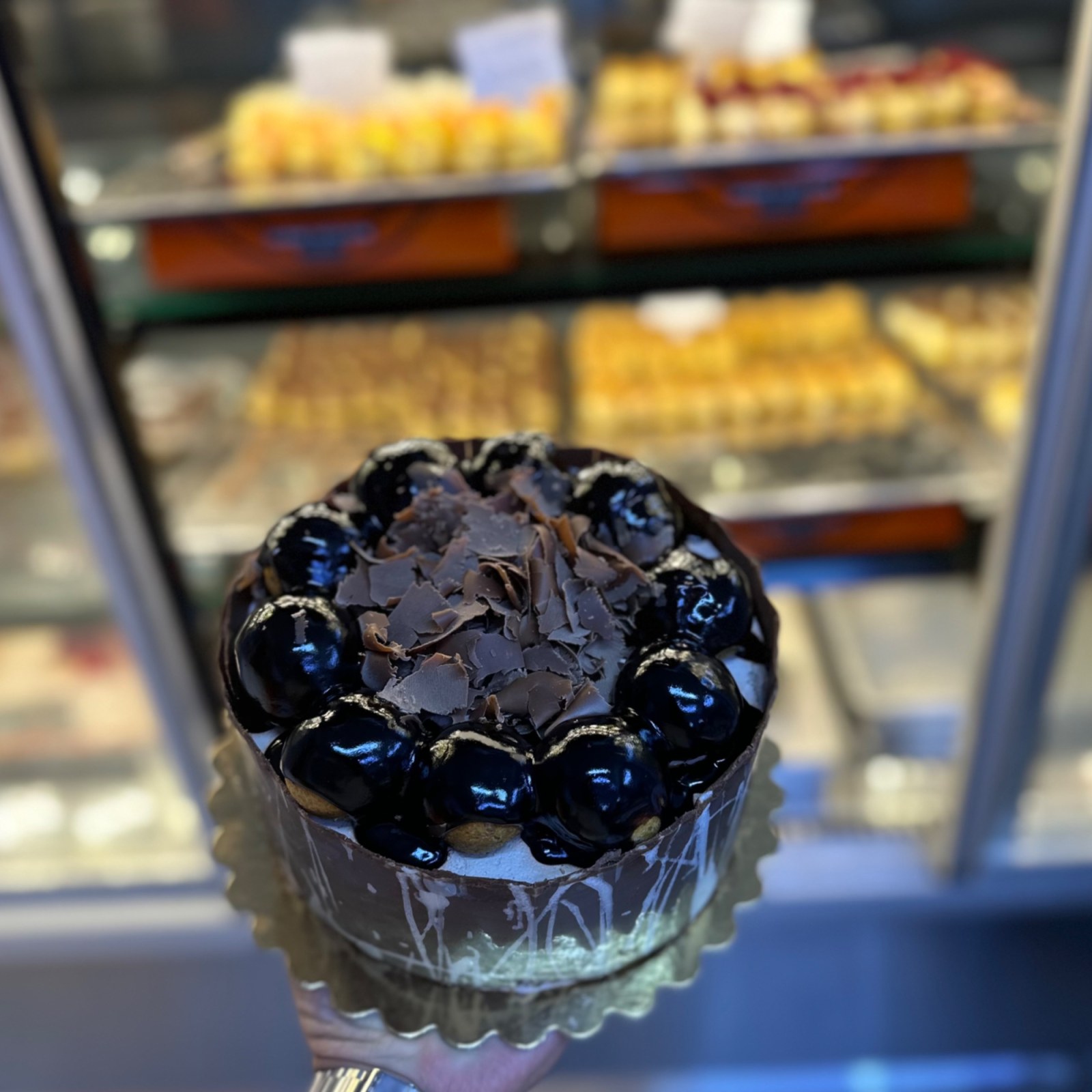 1 No Profiterollü Pasta ( 10 - 12 Kişilik )