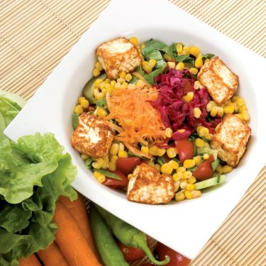 Kızartılmış Peynirli Salata
