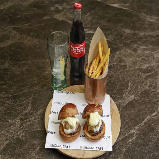 Mini The House Burger + Coca Cola