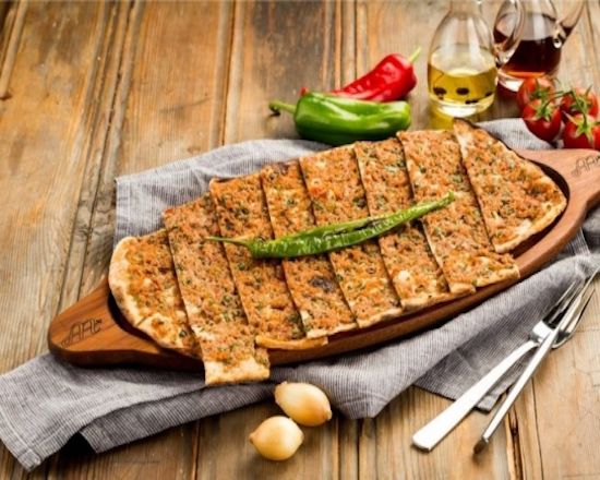 Kıymalı Pide