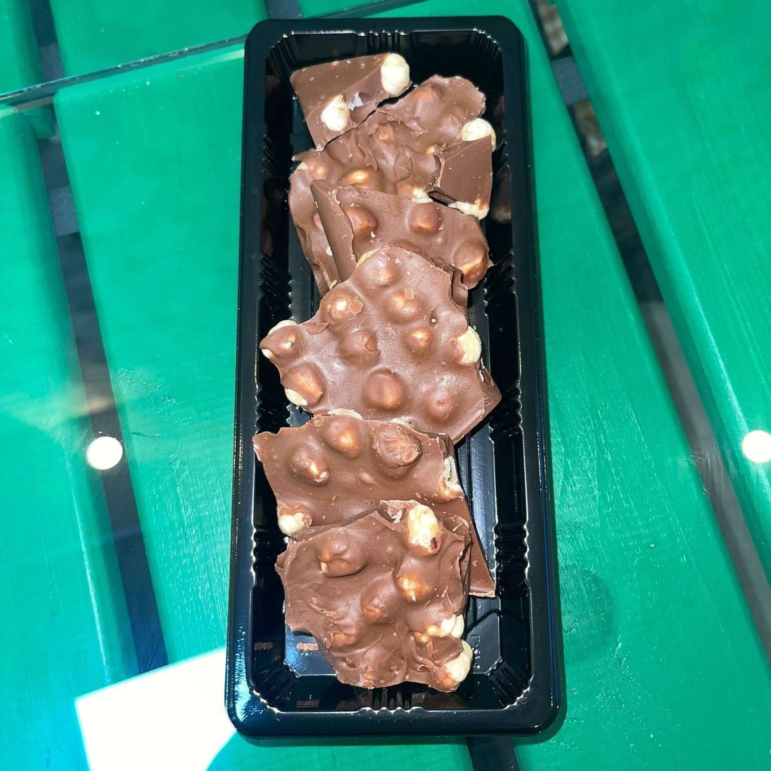 sütlü fındıklı beyoğlu çikolatası (150 gr )