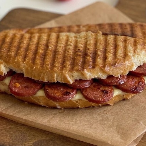 Sucuklu Tost