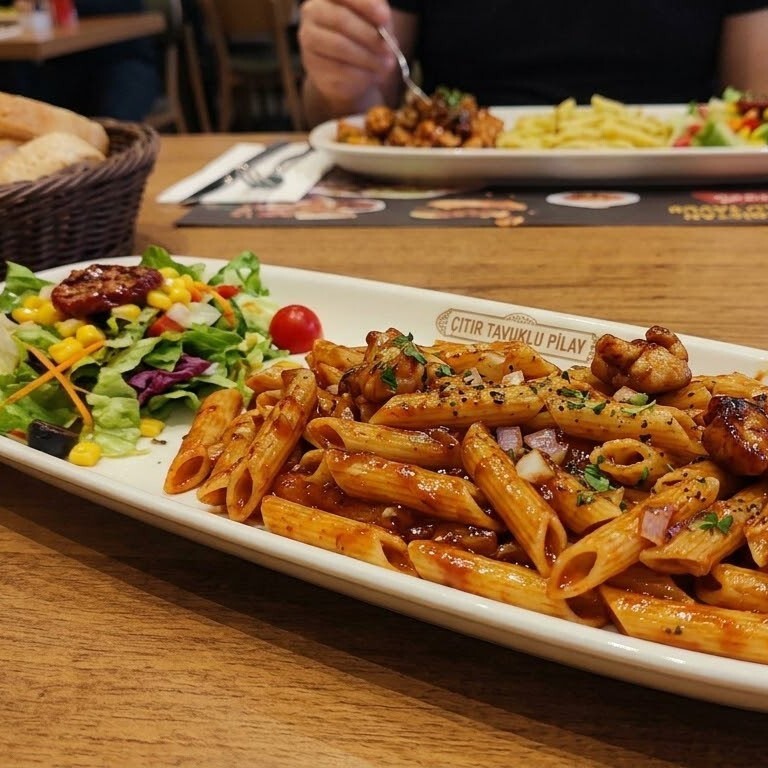 Barbekü Soslu Penne