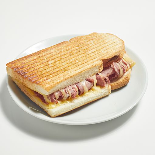 Dilli Kaşarlı Tost