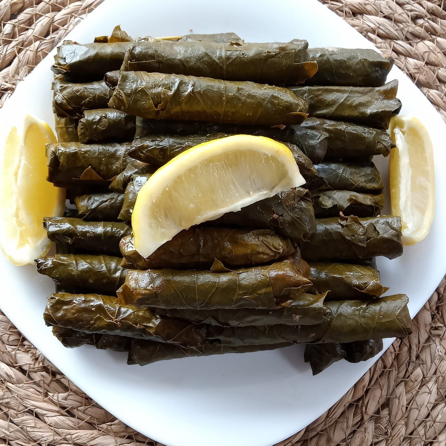 Ev Yapımı Yaprak Sarma (1 Kilo)