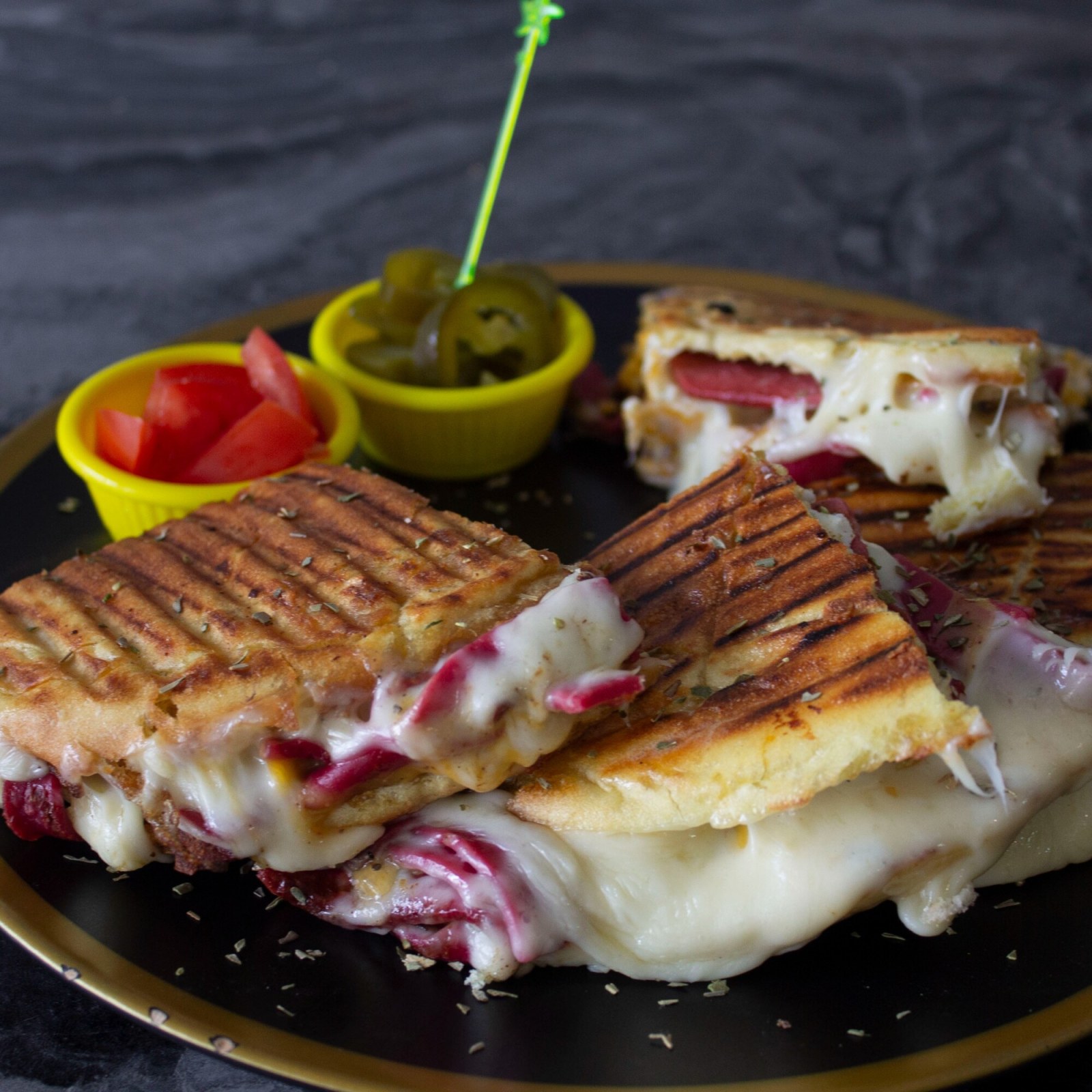 Cümbür Cemaat Tost