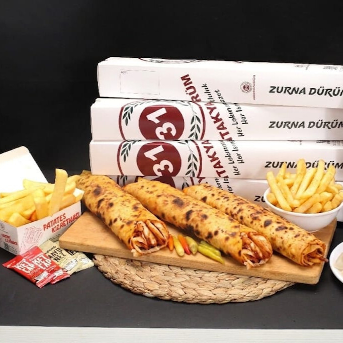 3 Adet Hatay Usulü Tavuk Döner 100 gr & Patates Kızartması