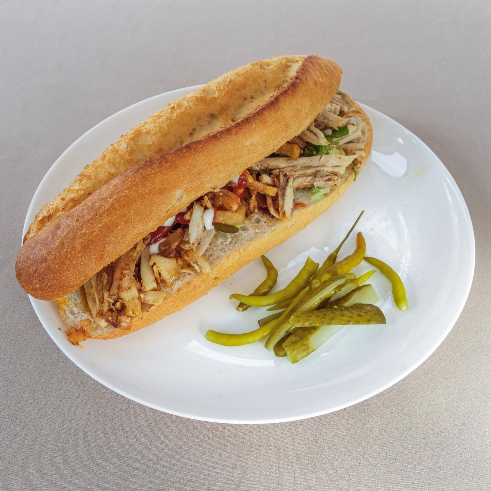 Yarım Ekmek Arası Tavuk Döner