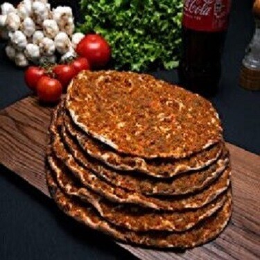 6 Lahmacun + Kola (1 Lt)