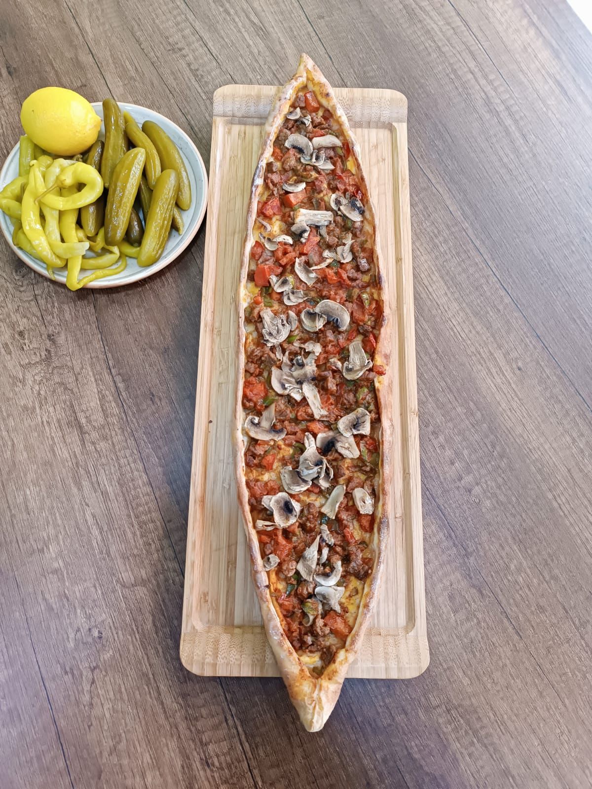 Balıkesir Kuşbaşılı Mantarlı Pide (Açık)