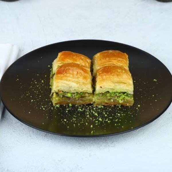 Fıstıklı Antep Baklava (1 kg.)