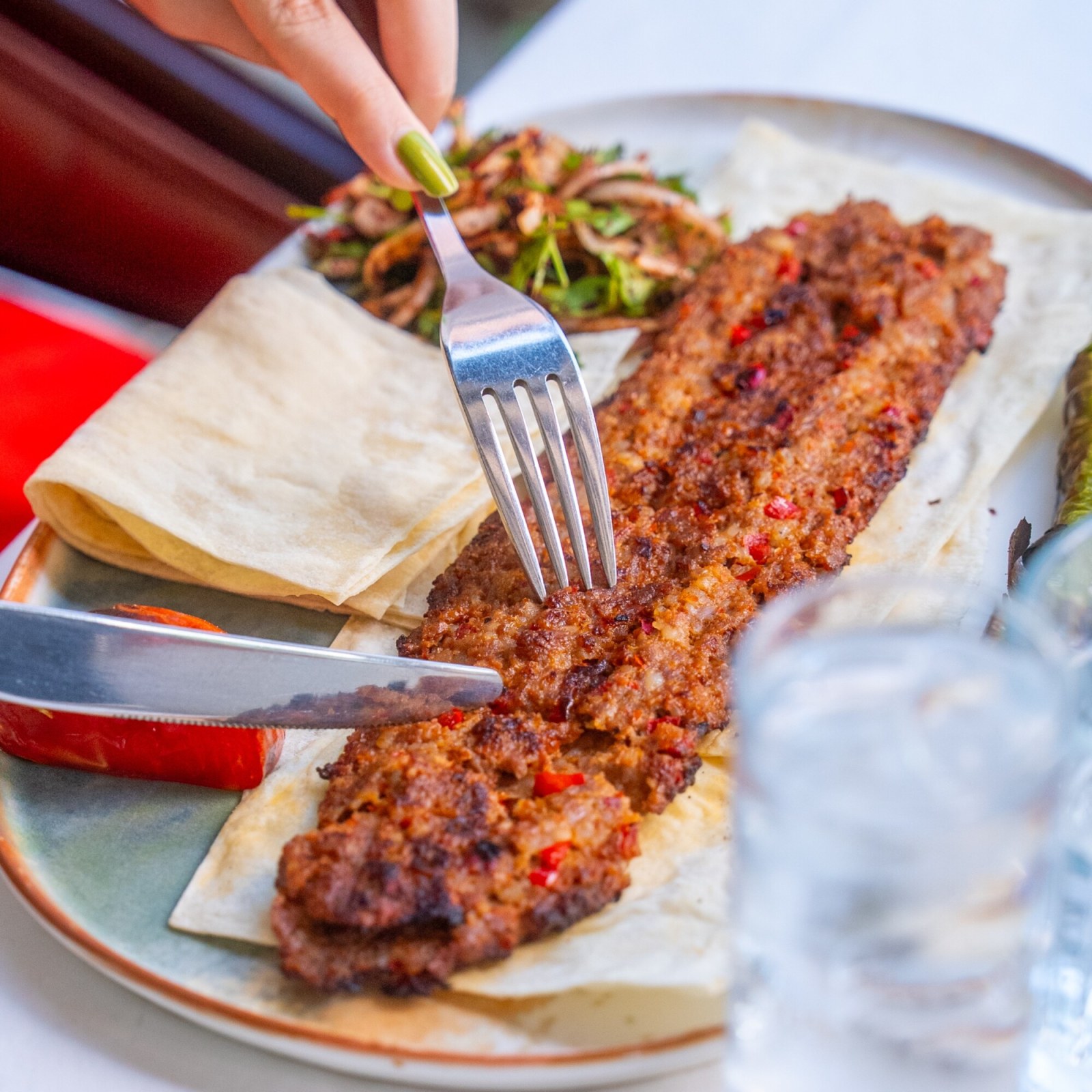 180 gr Kebap + 330 ml İçecek