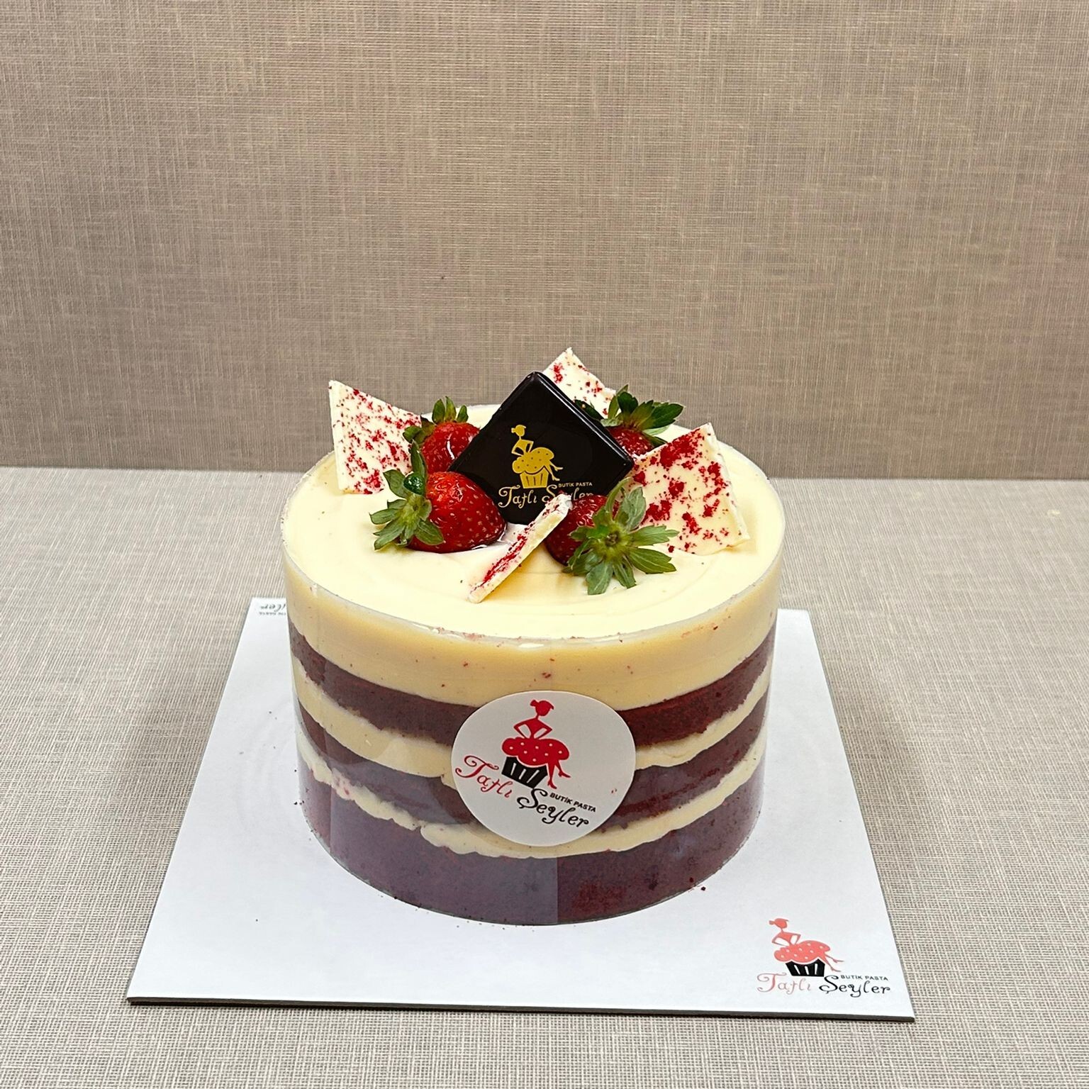 Red Velvet Pasta (4 Kişilik)