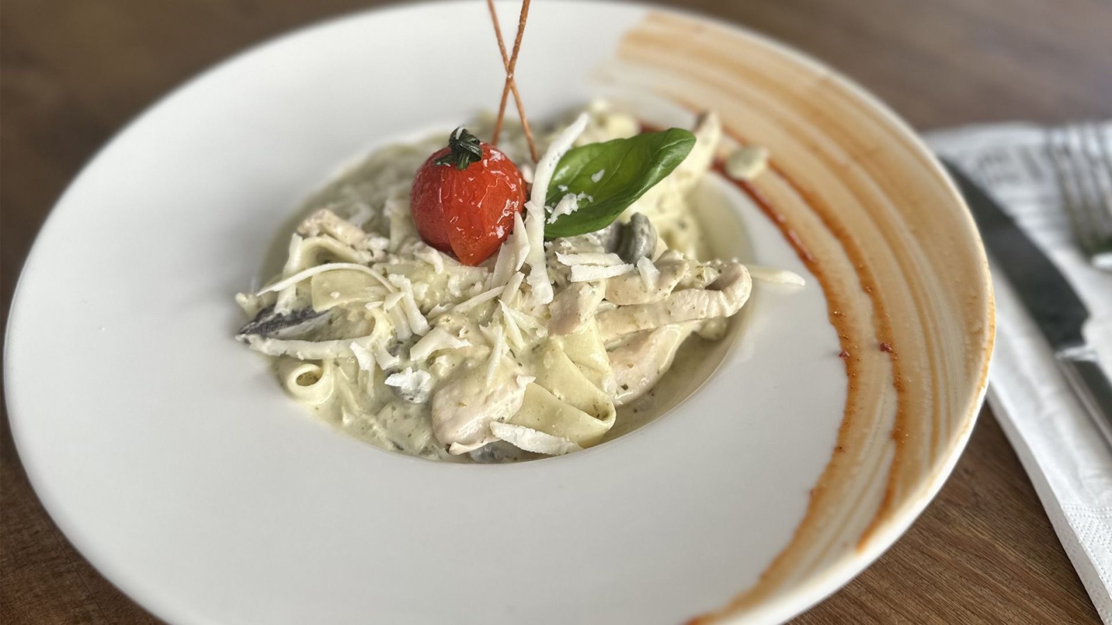 Fettuccine Alfredo