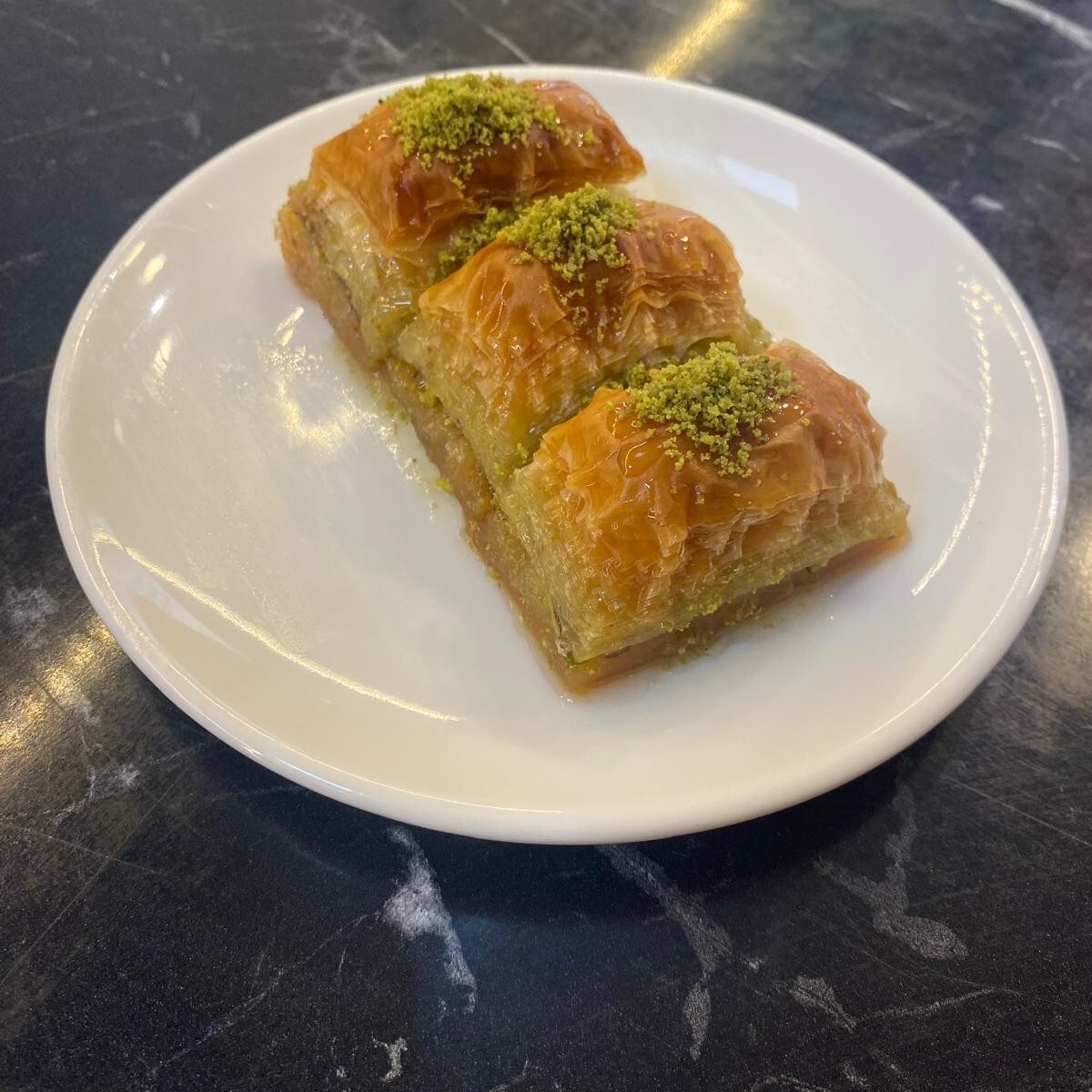Klasik Fıstıklı Baklava (1 kg.)