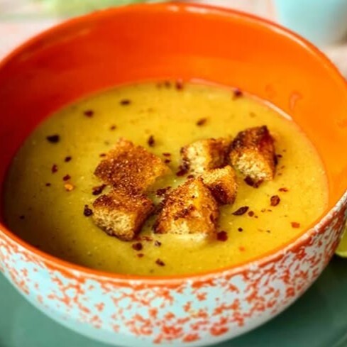 Süzme Mercimek Çorbası
