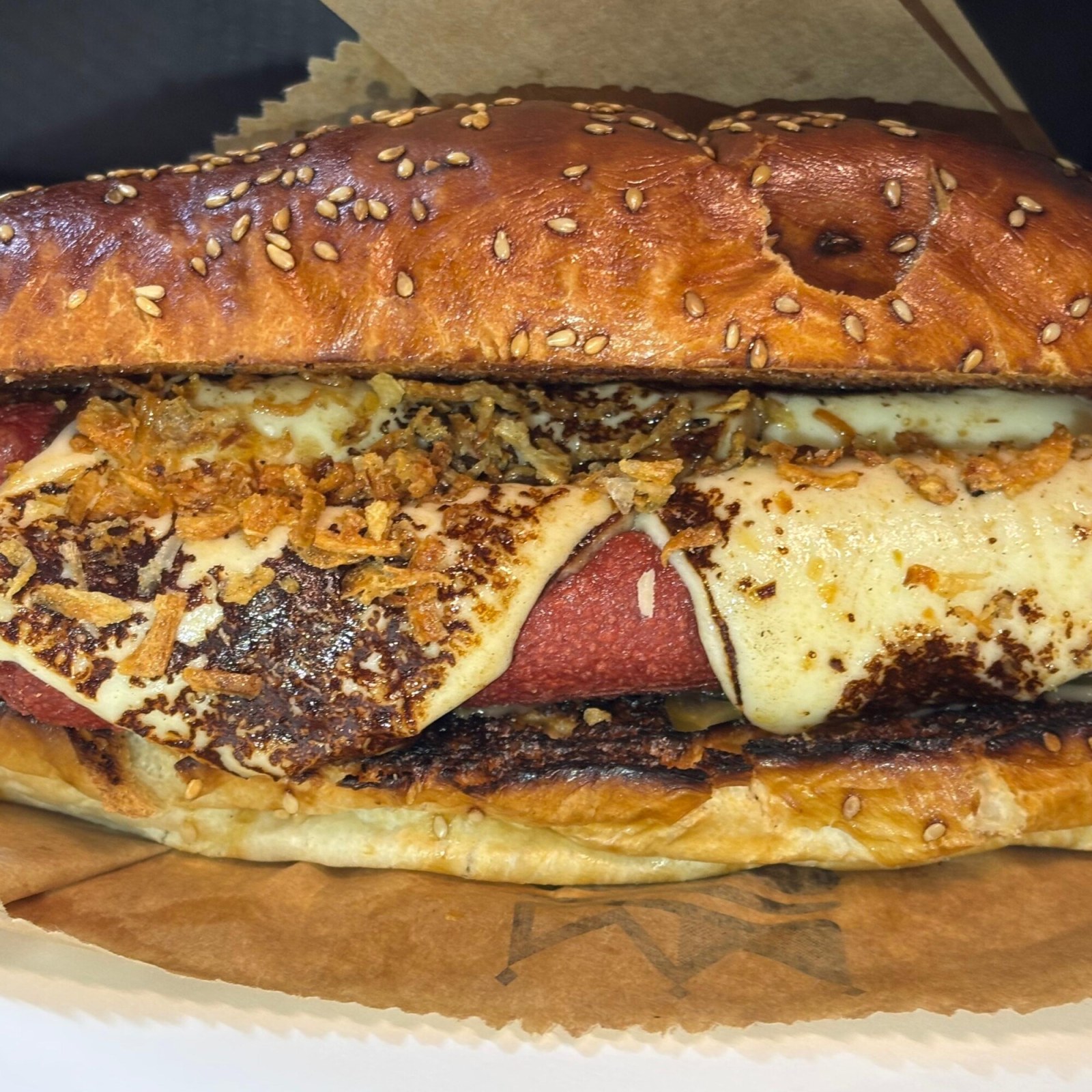 Kaşarlı American Hot Dog