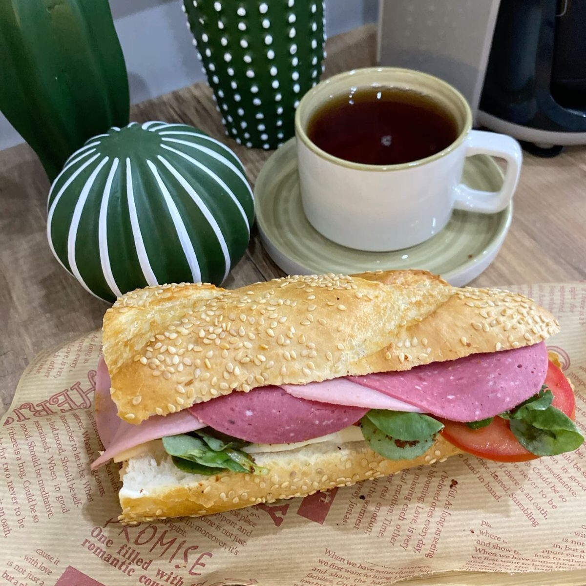 Sandviç Beyaz Ekmek Jambonlu