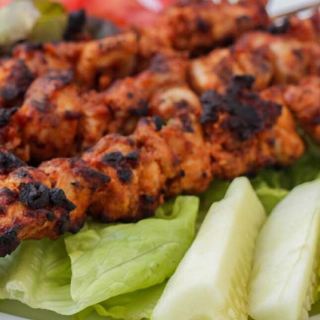1 Kilo Tavuk Şiş + 1 Lt İçecek