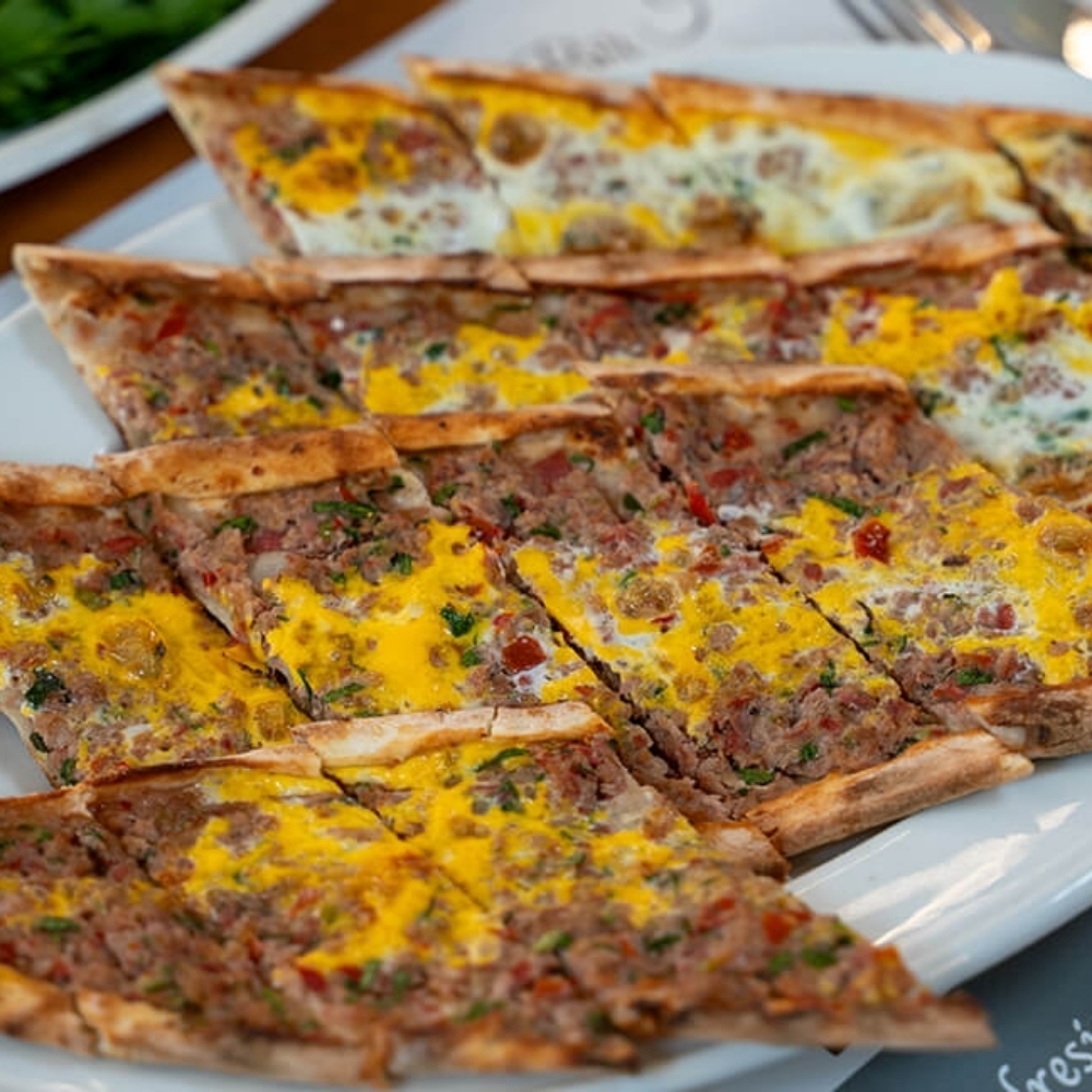 Kıymalı Yumurtalı Cantık