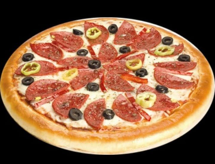 Sucuklu Pizza (Orta Boy)