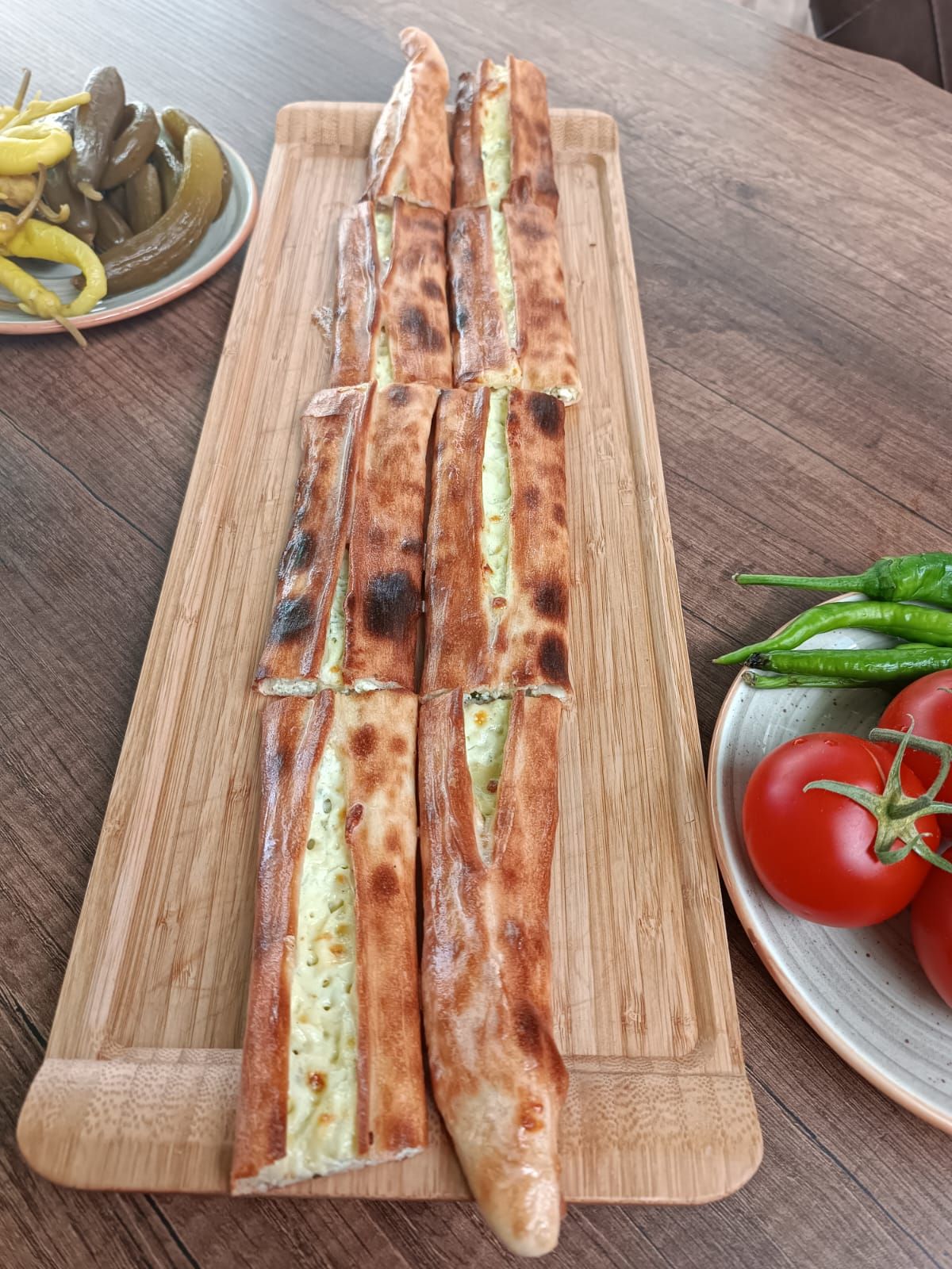 Kaşar Peynirli Pide (Kapalı)