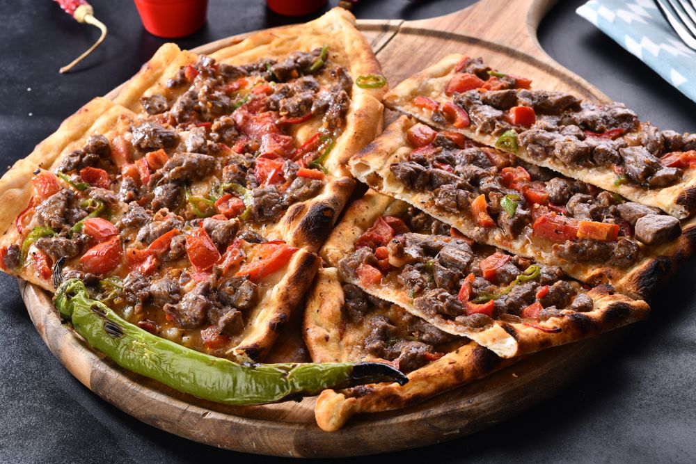 Kuşbaşılı Pide