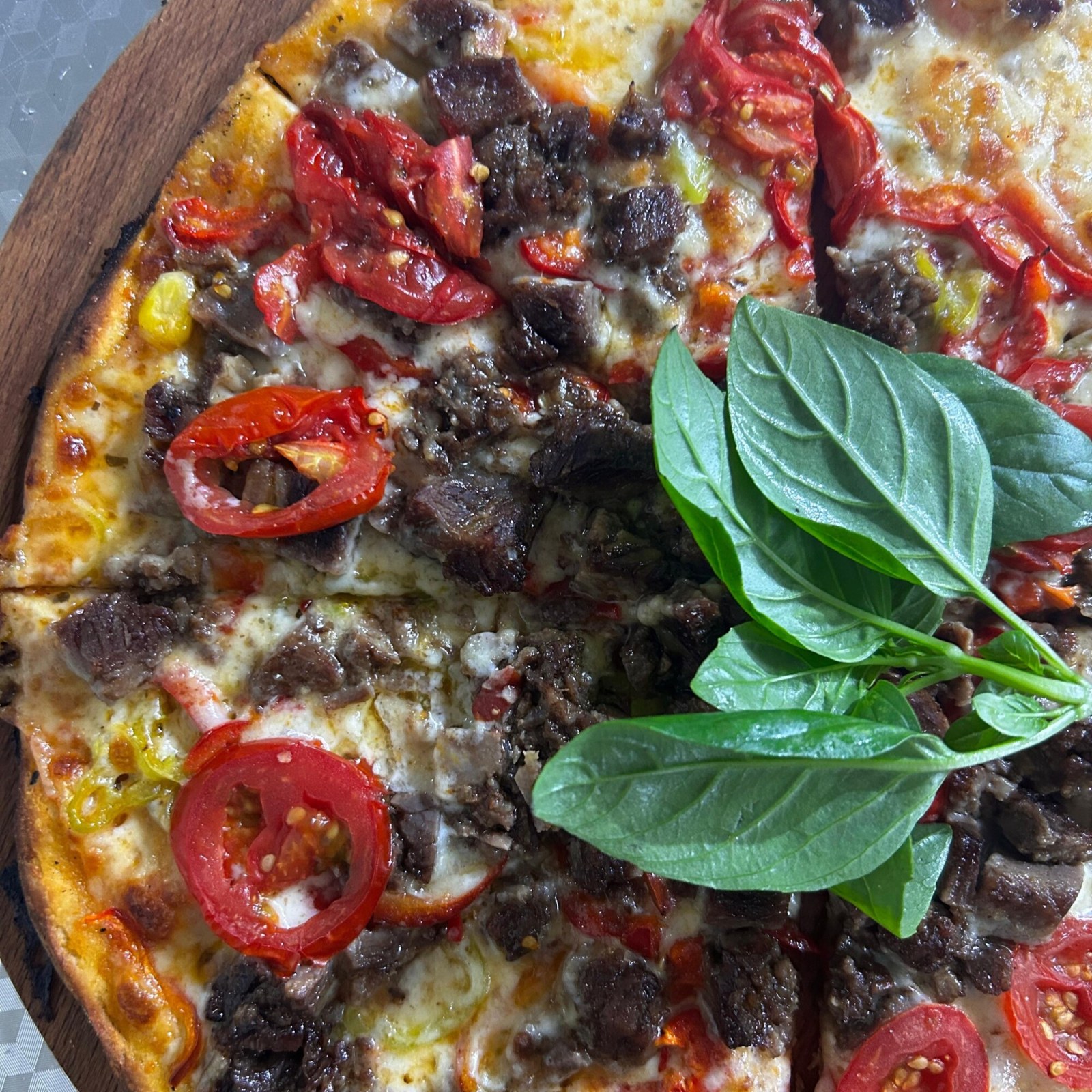 Kavurmalı Pizza(Küçük Boy)