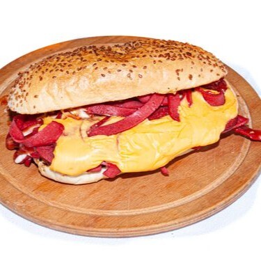 Cheddarlı Kumru Sandviç