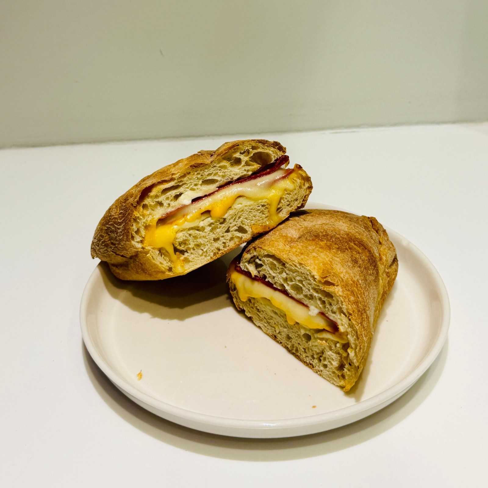 Dana Jambonlu Ciabatta Sandviç