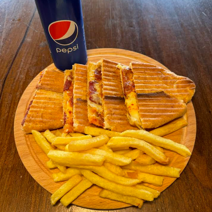 Yumurtalı Sanayi Tost Menü