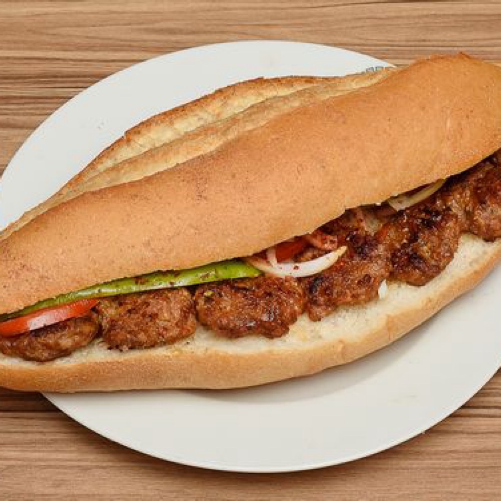 Tam Ekmek Köfte+Ayran Menü