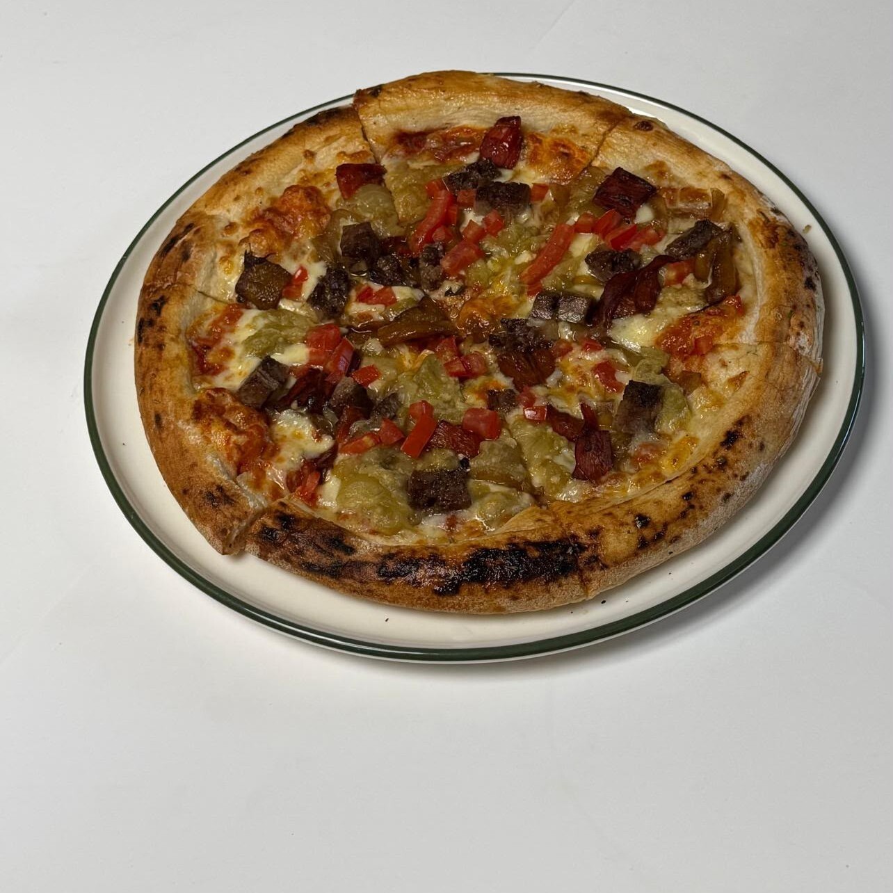 Kavurmalı Közlenmiş Patlıcanlı Pizza