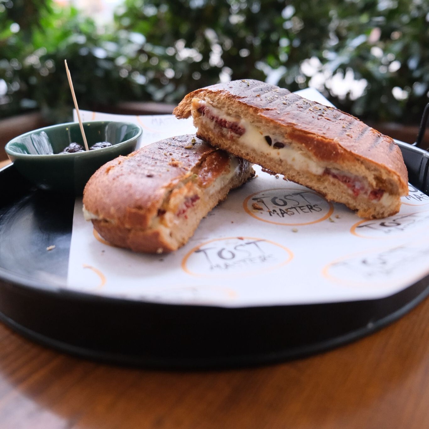 Tulum Peynirli & Sucuklu Tost