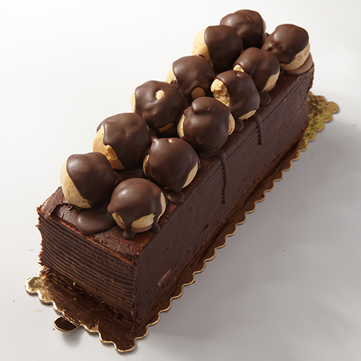 Çikolatalı Muzlu Profiterollü Baton Pasta