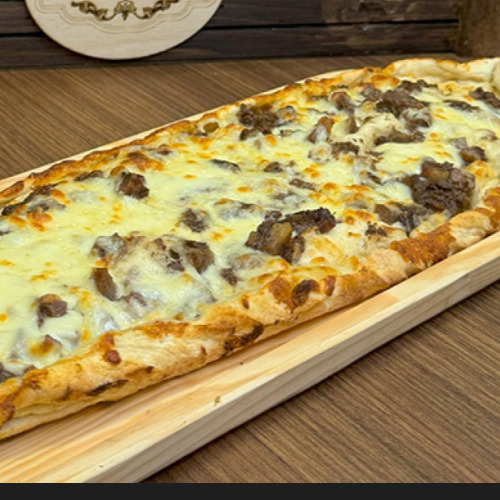 Kavurmalı Pide