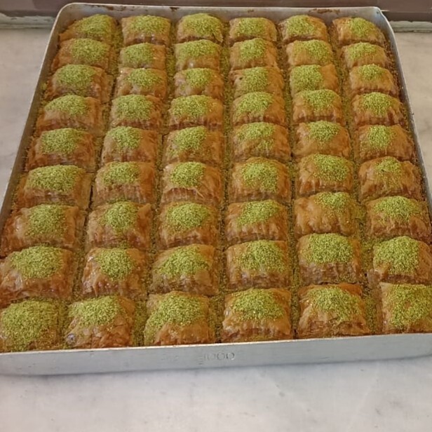 ÖZEL BAKLAVA (kare dilim) (1Kg.)