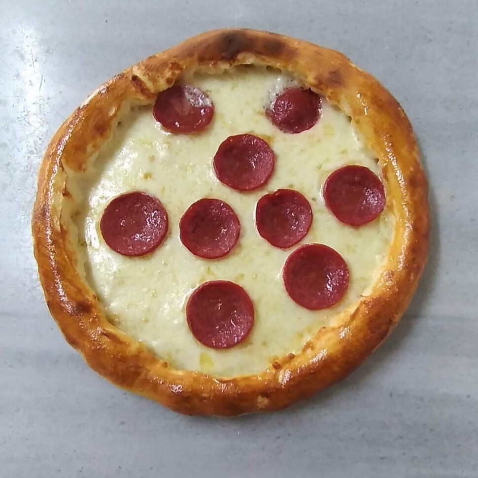 Sucuklu Kaşar Pide (Yuvarlak)