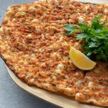 Kayserili Lahmacun