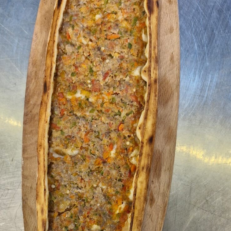 Kıymalı Pide