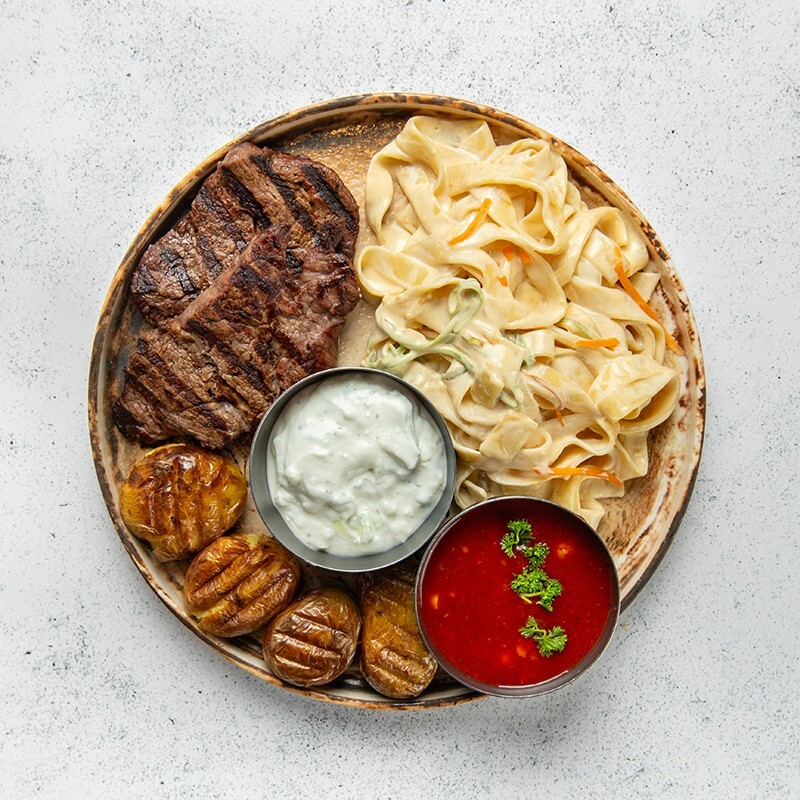 Acılı Meksika Soslu Mantarlı Steak (1381,743 KCal)