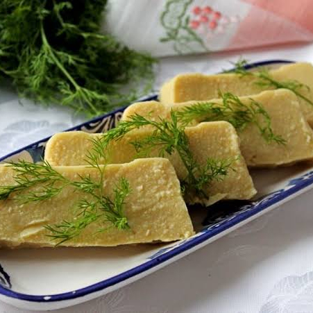 Sade Fava