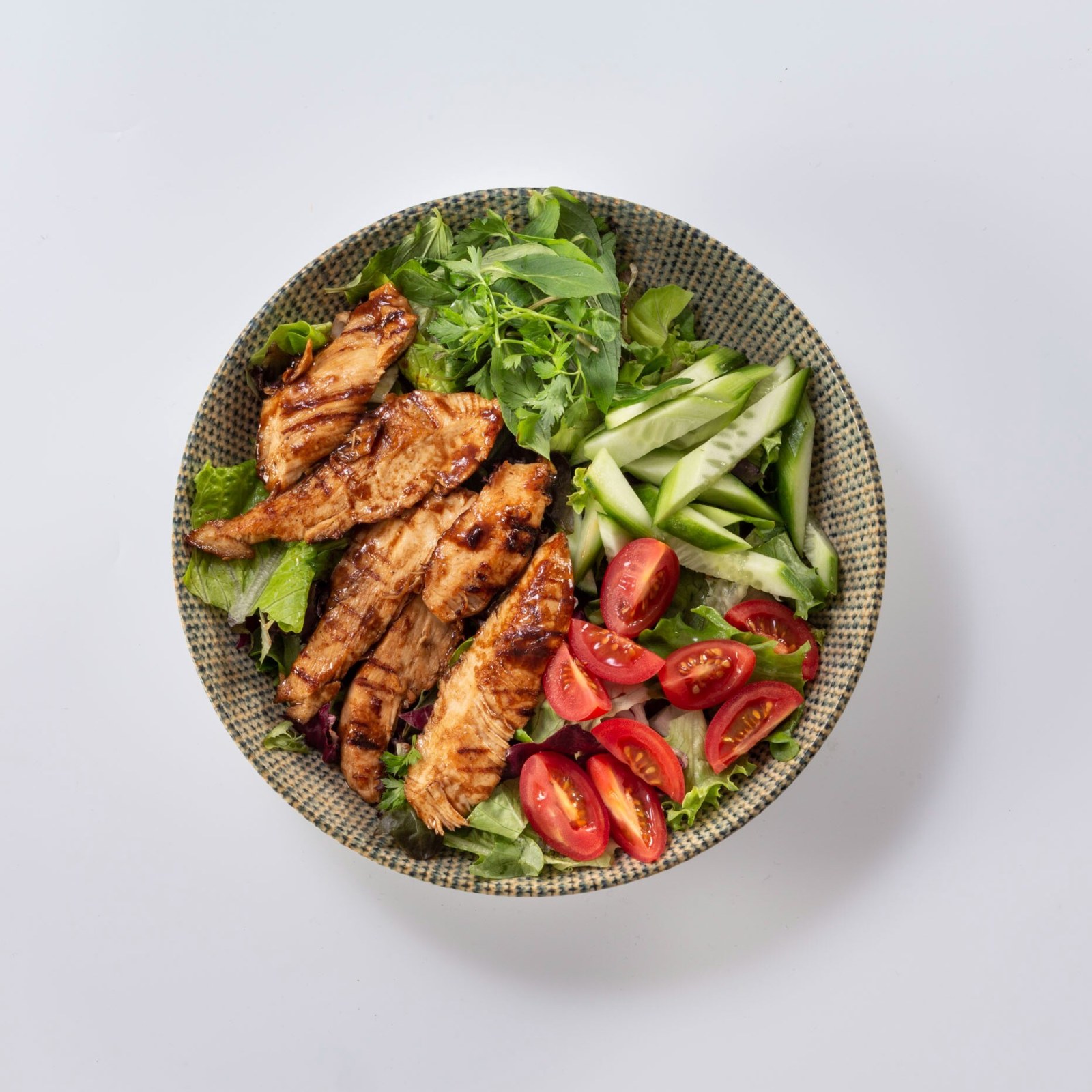 Barbekü Soslu Tavuklu Salata