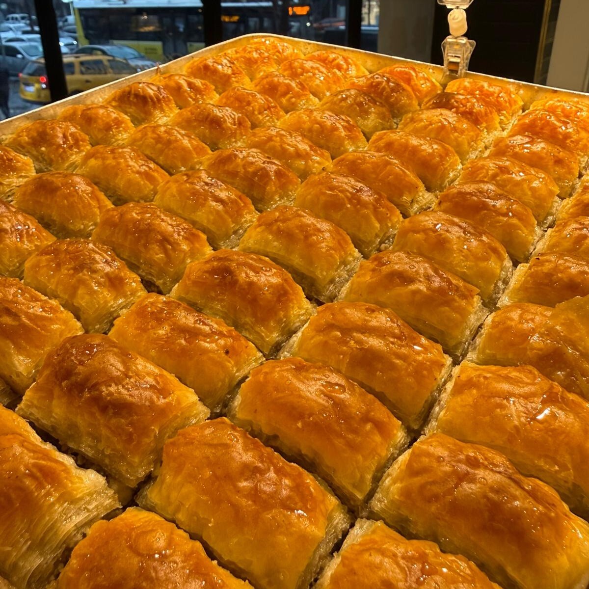 Cevizli Baklava (1,5 kg.)