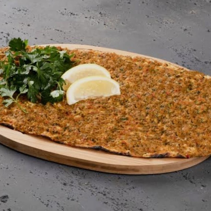 Aile Boyu Lahmacun Menü