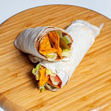 Doritos'lu Çiğ Köfte Dürüm (100 gr.) + 330 ml Coca-cola